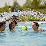 Resort Tropical Islands 4*