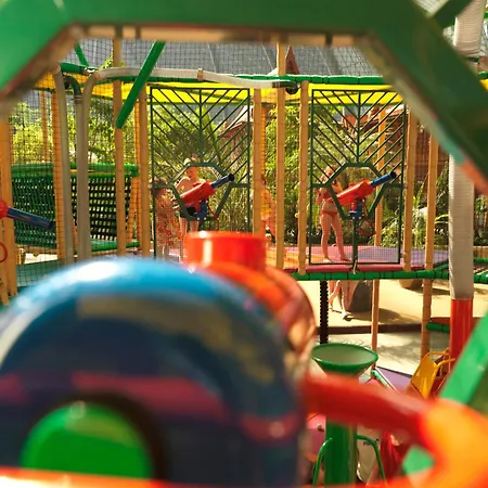 Resort Tropical Islands