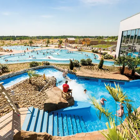 Tropical Islands אתר נופש