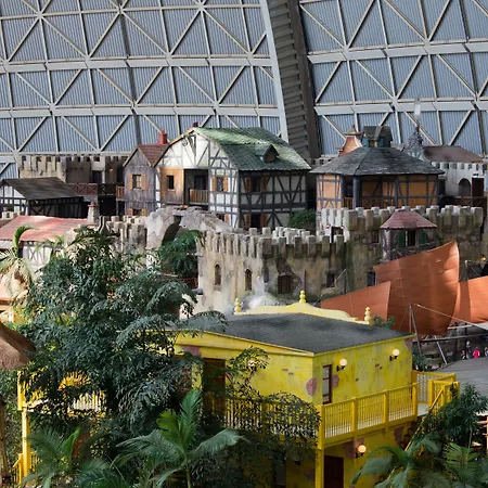Tropical Islands