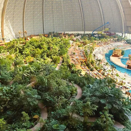 Tropical Islands 4*