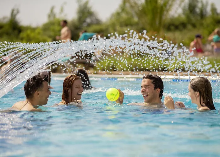 Resort Tropical Islands 4*